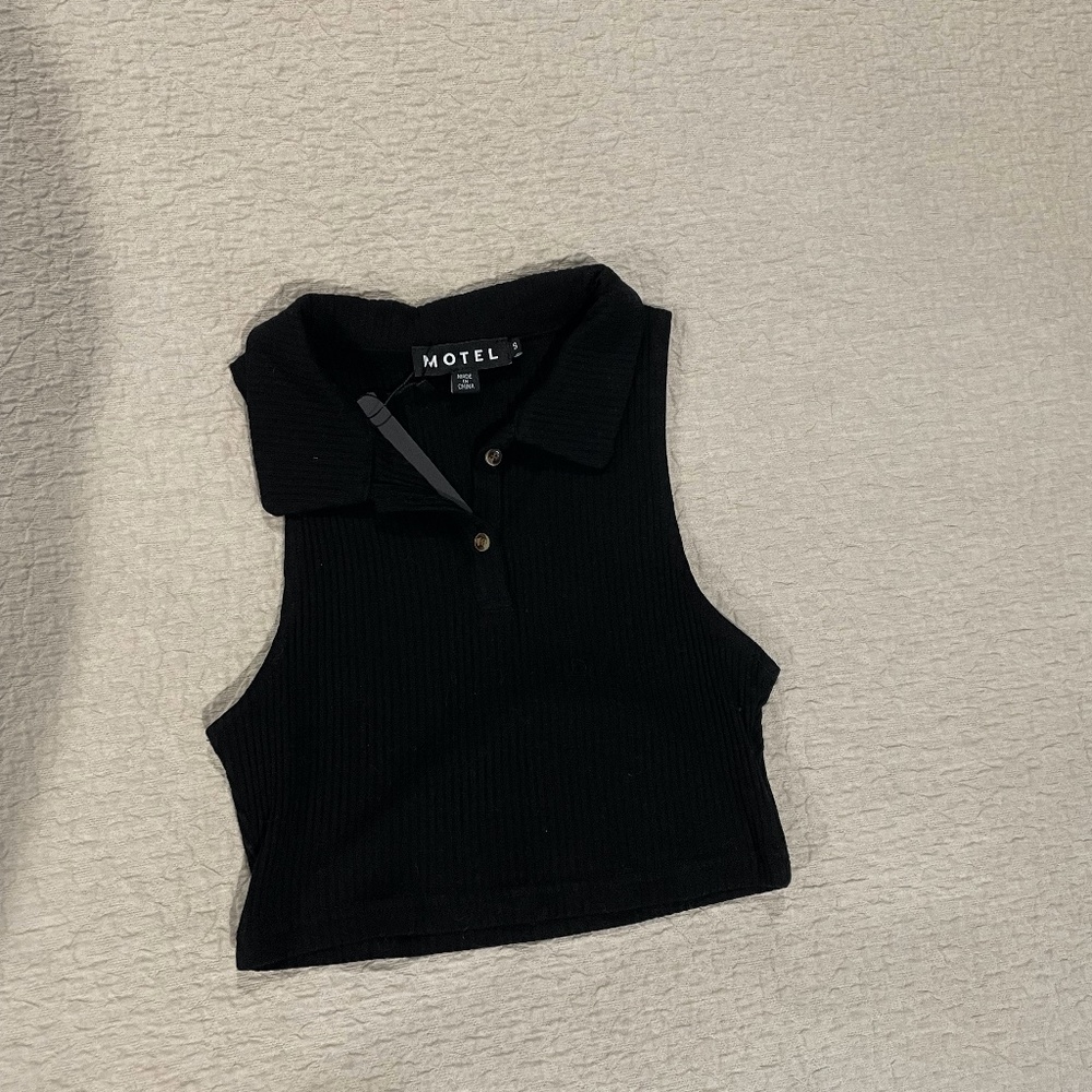 Cropped Polo Style Top